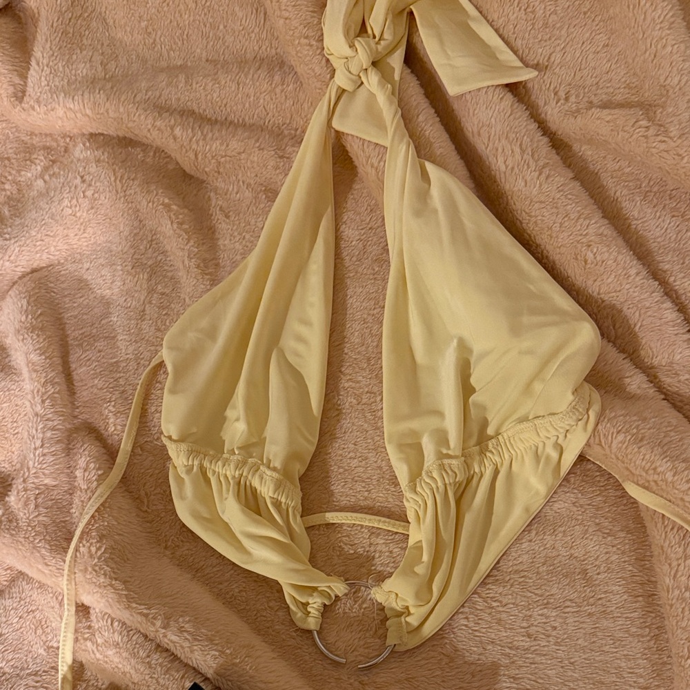 Yellow Halter Neck Ruched Dress - Picture 3 of 5